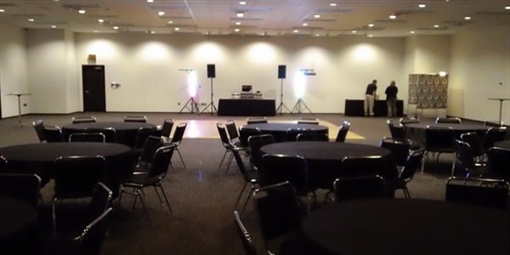 05) Mendota Rooms - Banquet/Dance Set-up