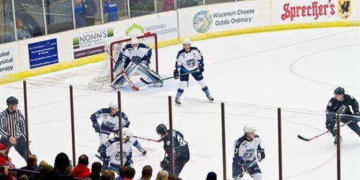 Hockey - Veterans Memorial Coliseum